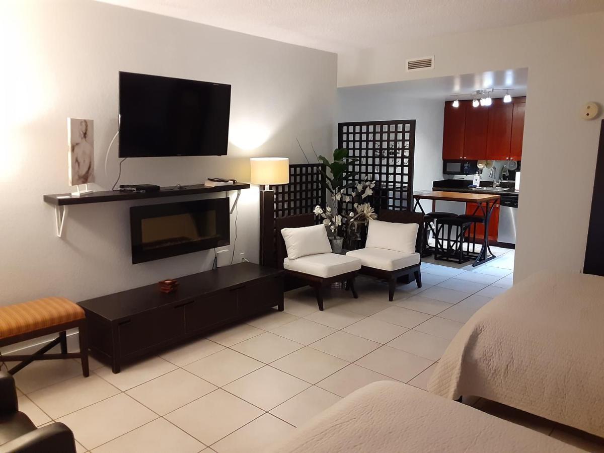 Riverview, Studio 507, Beach Steps Away!+Pool+Wifi Ruskin Exteriör bild