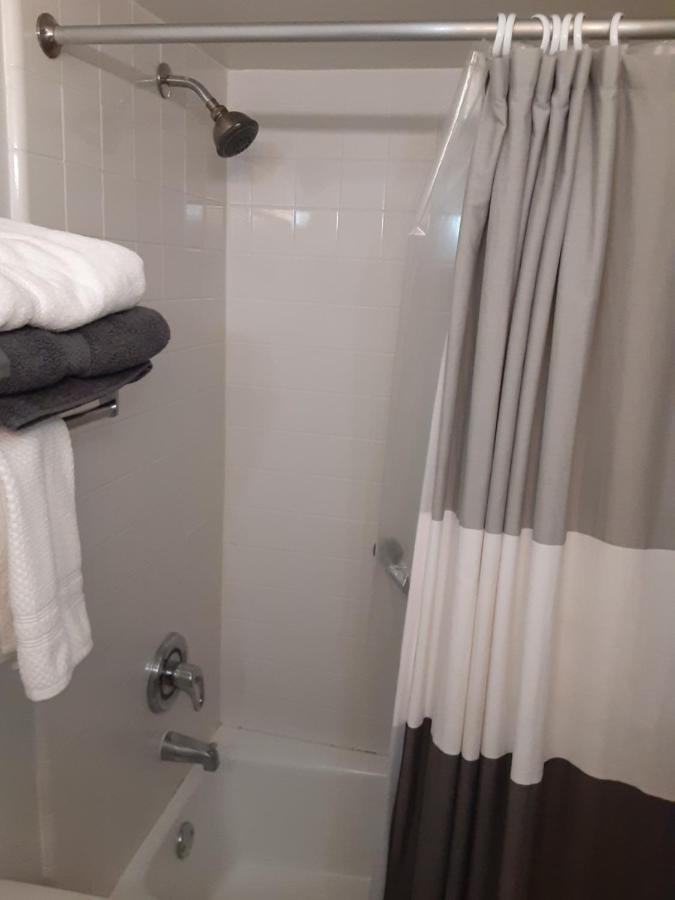 Riverview, Studio 507, Beach Steps Away!+Pool+Wifi Ruskin Exteriör bild